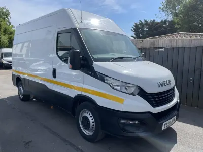 Used Iveco Daily 140 HP (102 kW) 2020 White Van