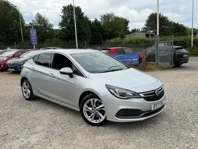 Used Vauxhall Astra SRi 2017 Silver Hatchback