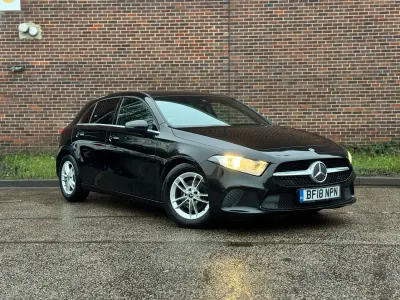 Używany Mercedes A180 SE 2018 Czarny Hatchback