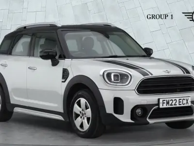 Usado Mini Cooper Countryman Classic 136 HP (100 kW) 2022 Prateado SUV
