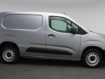 Grey New 2025 Peugeot Partner MPV | £18,999 (A bit pricey)