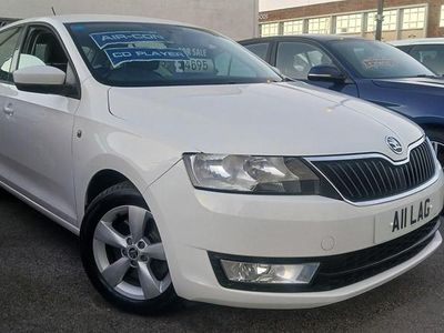 White Used 2014 Skoda Rapid SE Hatchback | £4,695 (Fair price)