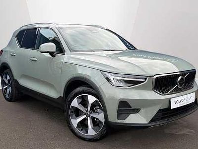Used 2025 Volvo XC40 Core SUV | £30,095 (A bit pricey)