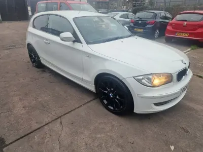 Used BMW 116 Sport Line 116 HP (85 kW) 2010 White Hatchback