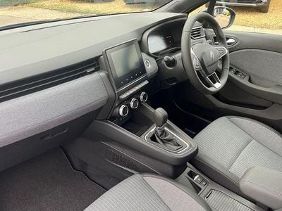 New Renault Clio V 145 HP (106 kW) 2025 Blue Hatchback