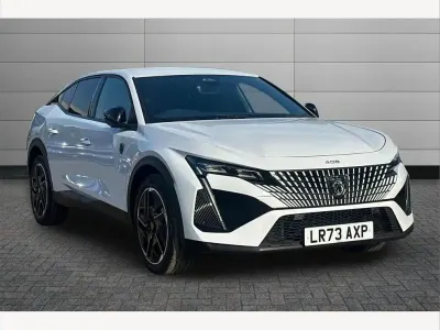 Usado Peugeot 408 GTi 131 CV (96 kW) 2023 Blanco SUV