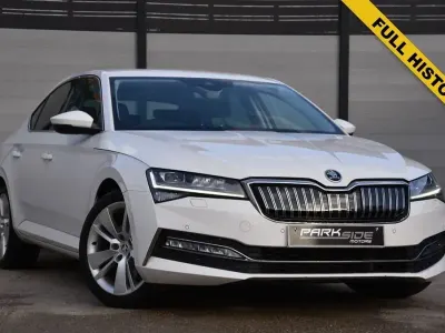 Usado Skoda Superb SE L 218 CV (160 kW) 2020 Blanco Utilitario