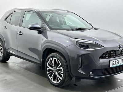 Used 2025 Toyota Yaris Hybrid Estate | £17,984 (Super price)