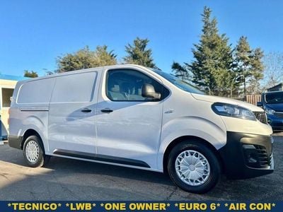 White Used 2022 Fiat Scudo Van | £13,000 (Good price)