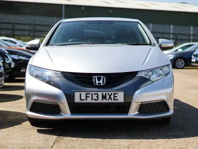 Used Honda Civic 141 HP (103 kW) 2012 Silver Hatchback