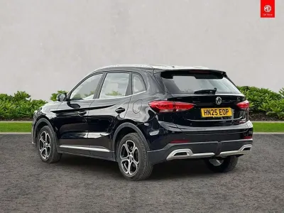 Usado MG ZS SE 192 HP (141 kW) 2025 Preto SUV