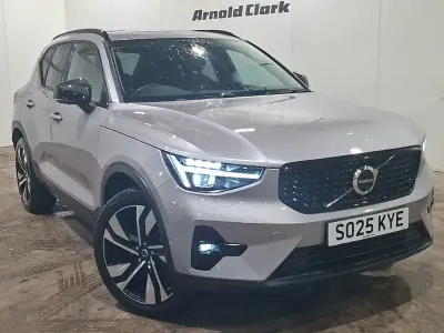 Used Volvo XC40 Ultra 163 HP (119 kW) 2025 Silver SUV