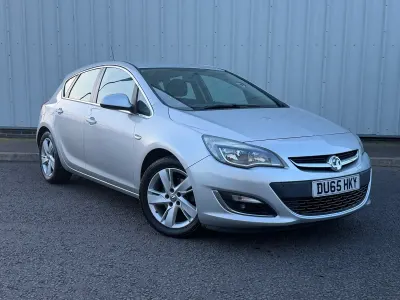 Used Vauxhall Astra SRi 165 HP (121 kW) 2015 Silver Hatchback