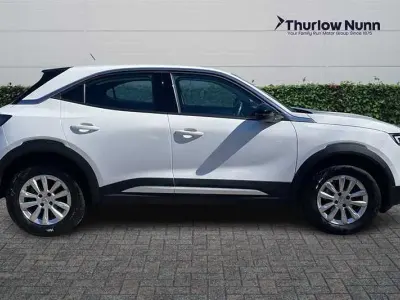 Używany Vauxhall Mokka Design Edition 100 KM (73 kW) 2022 Biały SUV