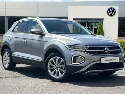 Used VW T-Roc Style 150 HP (110 kW) 2025 Silver SUV