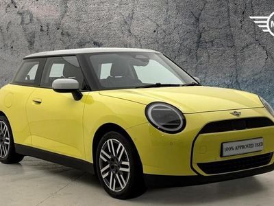 Used Mini Cooper Classic 135 kW (184 HP) 2024 Sunny side yellow Hatchback