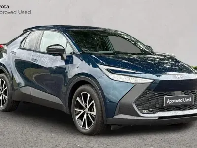 Used Toyota C-HR Design 140 HP (102 kW) 2025 Blue SUV