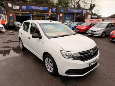 Begagnad Dacia Sandero Ambiance 2017 Vit Halvkombi