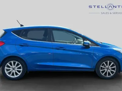 Used Ford Fiesta Titanium 94 HP (69 kW) 2019 Blue Hatchback
