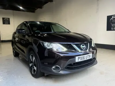 Used Nissan Qashqai N-Connecta 130 HP (95 kW) 2016 Black SUV