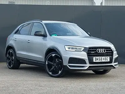 Usado Audi Q3 Black Edition 150 HP (110 kW) 2018 Prateado SUV