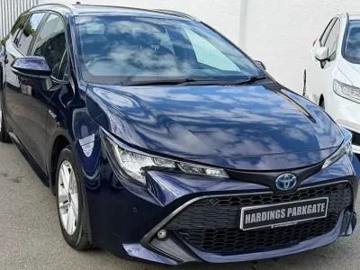 Usado Toyota Corolla 122 CV (89 kW) 2021 Azul Familiar