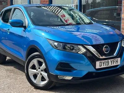Used Nissan Qashqai Acenta Premium 116 HP (85 kW) 2019 Blue SUV