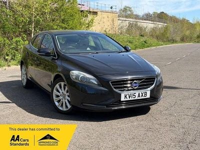 Usado Volvo V40 SE Lux 190 HP (139 kW) 2015 Preto Citadino