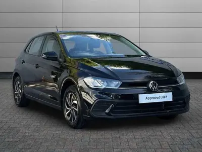 Used VW Polo Life 80 HP (58 kW) 2022 Black Hatchback