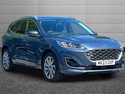 Second-hand Ford Kuga Vignale 190 CP (139 kW) 2023 Albastru SUV