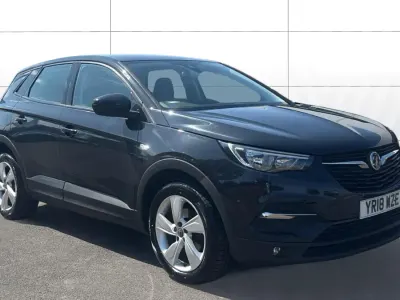 Used Vauxhall Grandland X 131 HP (96 kW) 2018 Green SUV