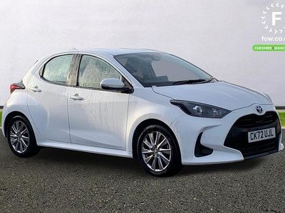 White Used 2022 Toyota Yaris Hybrid Hatchback | £14,799 (Good price)