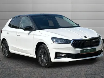 Used Skoda Fabia Colour Edition 110 HP (80 kW) 2022 White Hatchback
