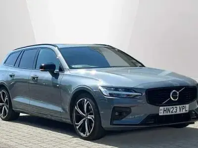 Usado Volvo V60 Ultimate 161 HP (118 kW) 2023 Carrinha