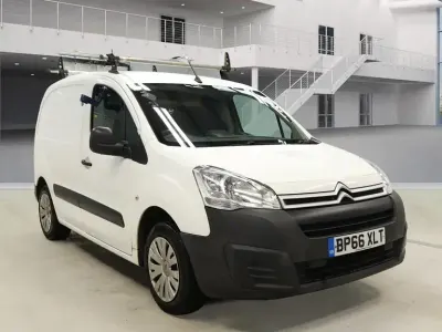Used Citroën Berlingo 75 HP (55 kW) 2016 White MPV
