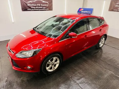 Used Ford Focus Zetec 2013 Red Hatchback