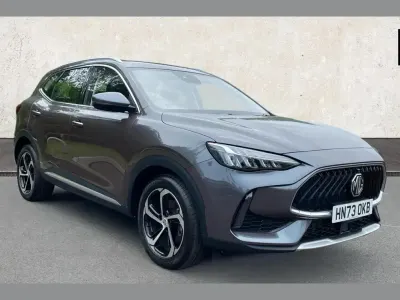 Usado MG HS SE 162 HP (119 kW) 2023 Cinzento SUV