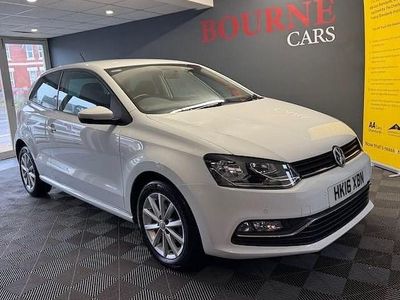 Used VW Polo Match 60 HP (44 kW) 2016 White Hatchback