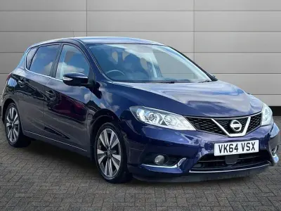 Used Nissan Pulsar Tekna 113 HP (83 kW) 2014 Black Hatchback