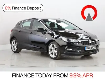 Used Vauxhall Astra SRi 105 HP (77 kW) 2018 Black Hatchback