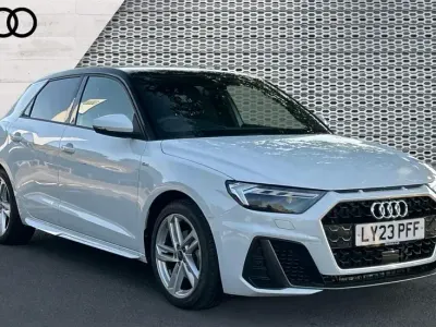 Used Audi A1 S-Line 150 HP (110 kW) 2023 White SUV