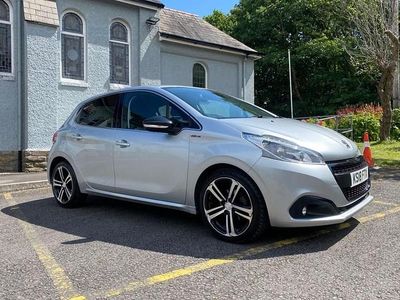 Used Peugeot 208 GT-line 100 HP (73 kW) 2018 Silver Hatchback
