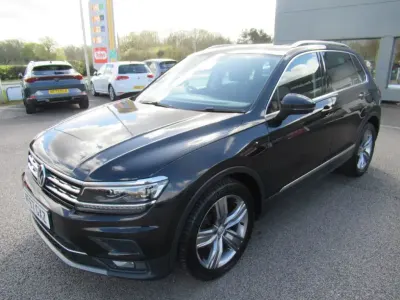 Used VW Tiguan SEL 150 HP (110 kW) 2017 Deep black pearl SUV