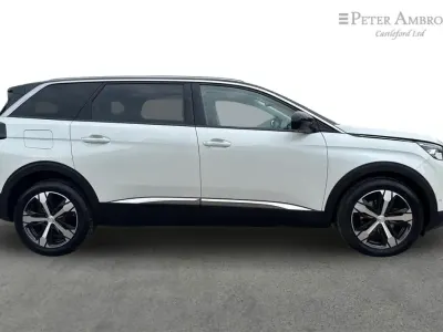 Used Peugeot 5008 Allure 129 HP (94 kW) 2021 White SUV