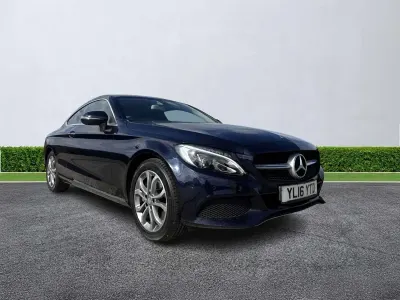 Second-hand Mercedes C200 Premium 2016 Albastru Coupe