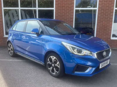 Used MG MG3 Exclusive 106 HP (77 kW) 2019 Blue Hatchback
