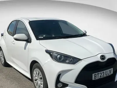 Used Mazda 2 116 HP (85 kW) 2023 White Hatchback
