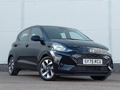 Used Hyundai i10 Advanced 63 HP (46 kW) 2025 Black Hatchback