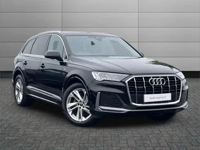Used Audi Q7 S-Line 228 HP (167 kW) 2023 Black SUV