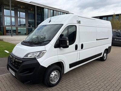 Used Vauxhall Movano S 140 HP (102 kW) 2022 White